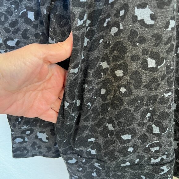 Melissa McCarthy x Seven7‎ Long Sleeve Black Leopard Jersey Tunic Top XL (READ) - Picture 8 of 10